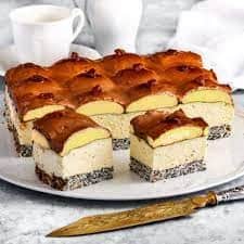 Cycki murzynki - jak zrobić to pyszne ciasto? Odkryj nasz przepis!