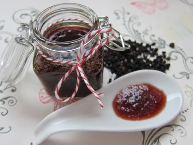 Aronia – jakie przepisy wypróbować z tymi owocami? Sprawdź najlepsze pomysły