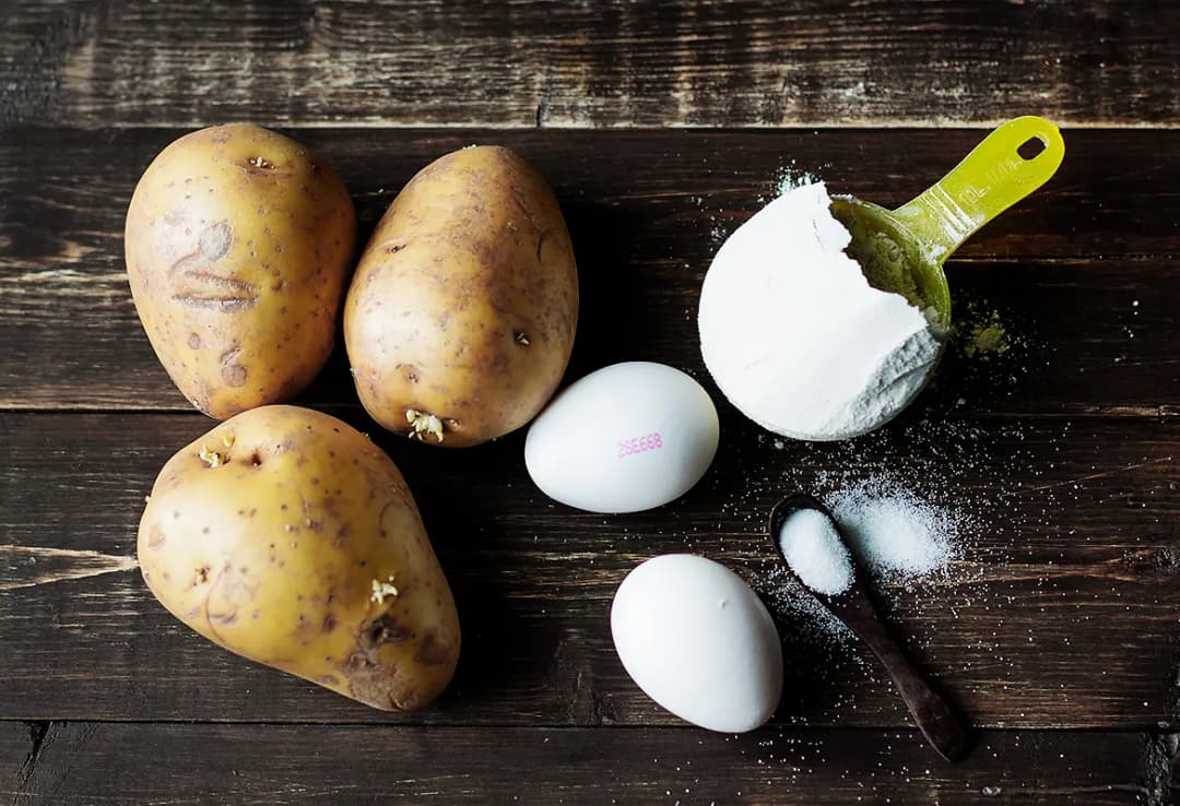 Placki ziemniaczane jaka mąka? Najlepsze rodzaje mąki i porady