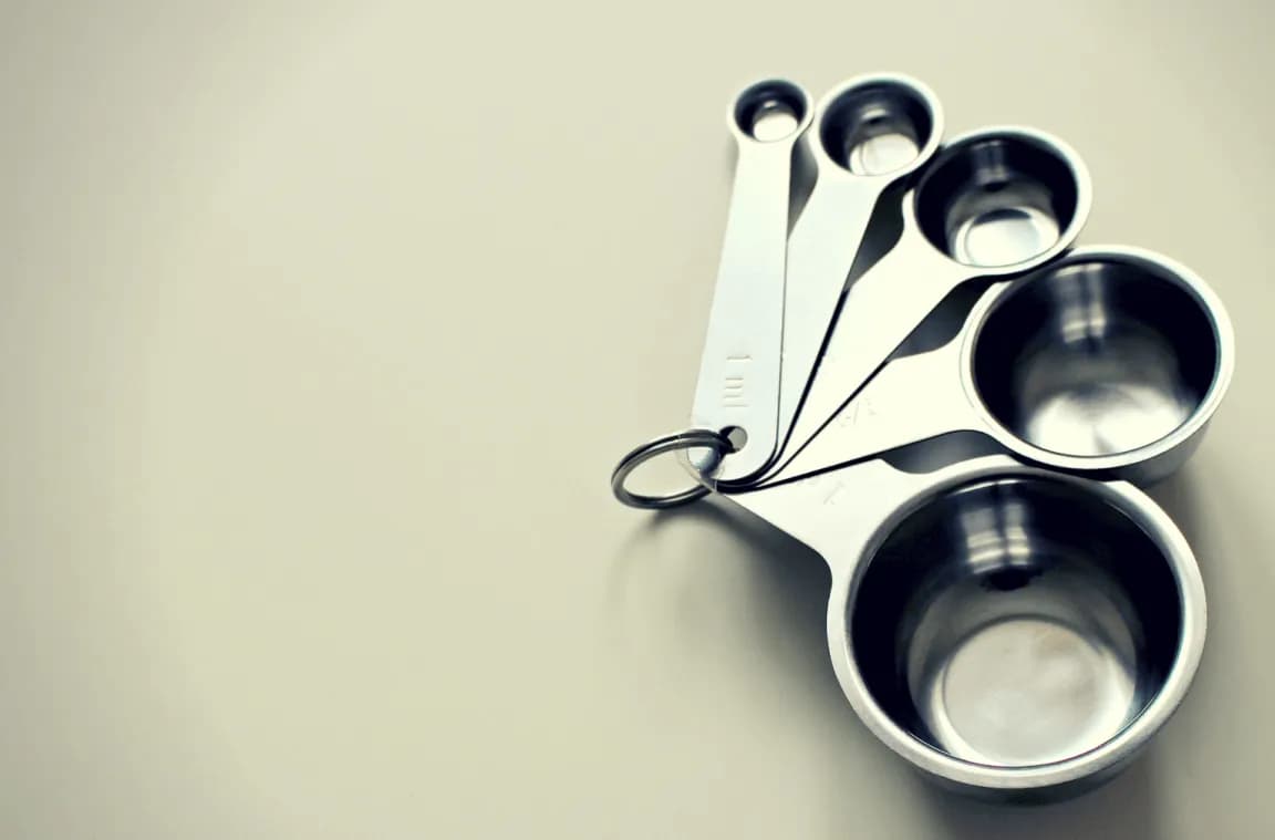 Ile to jest 200 g cukru? Odpowiedź, która Cię zaskoczy