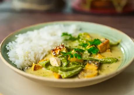 Najlepsze przepisy z groszkiem cukrowym w roli głównej