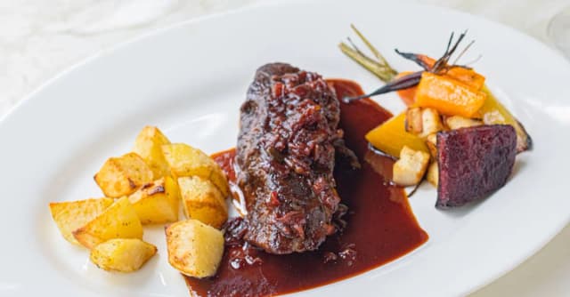 Jak filmy kulinarne zmieniają menu naszych ulubionych restauracji?