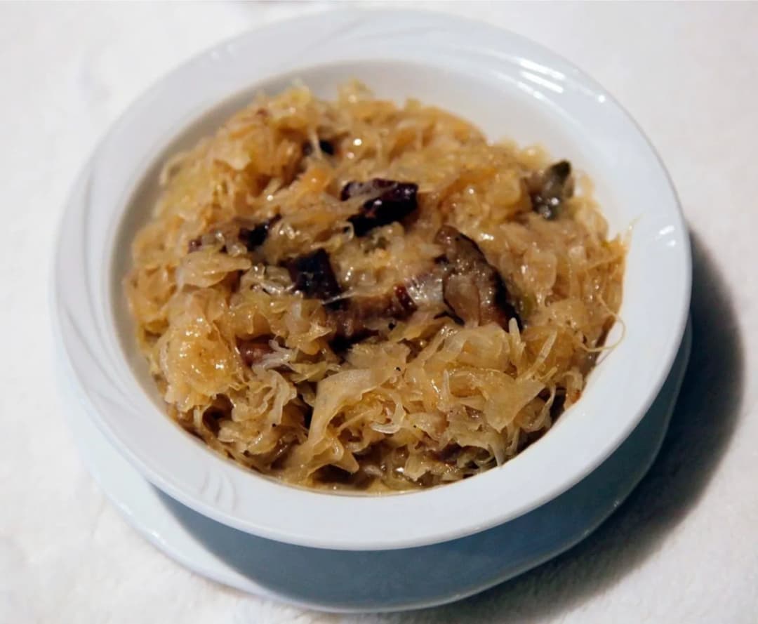 Tajemnica doskonałych pierogów z kapustą i grzybami według przepisu Magdy Gessler